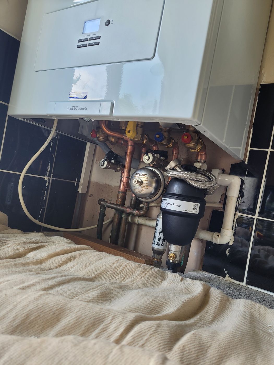 Unvented Hot Water Cylinder Installation & Commissioning services